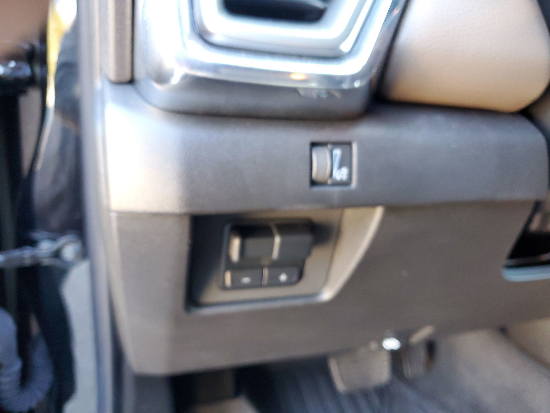 Used 2024 GMC Canyon Denali w/ LPO, Denali Black Edition image 21