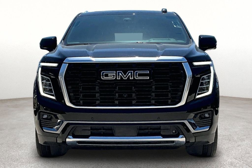 Used 2025 GMC Yukon XL Denali Ultimate w/ LPO, Floor Liner Package AWD/4WD image 3