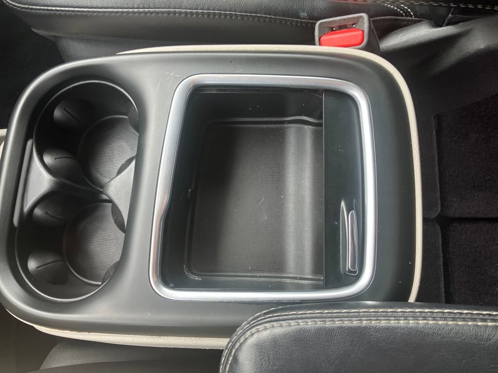 Used 2022 Chrysler Pacifica Touring-L FWD image 25