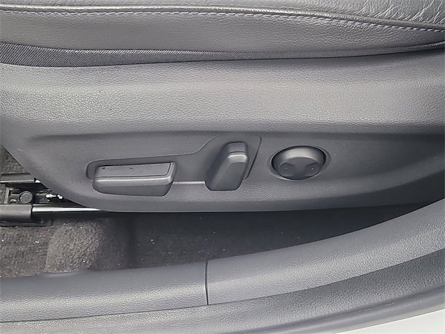 Used 2022 Hyundai Ioniq Limited image 21