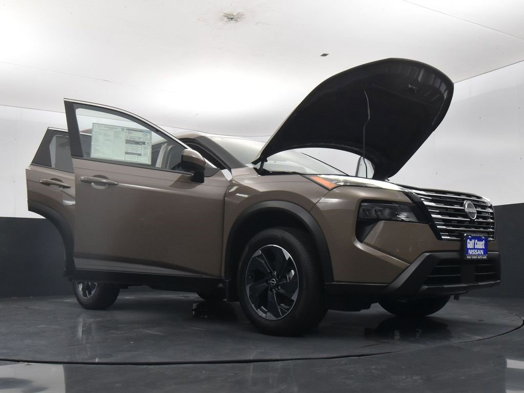 Certified 2025 Nissan Rogue SV w/ SV Premium Package image 38