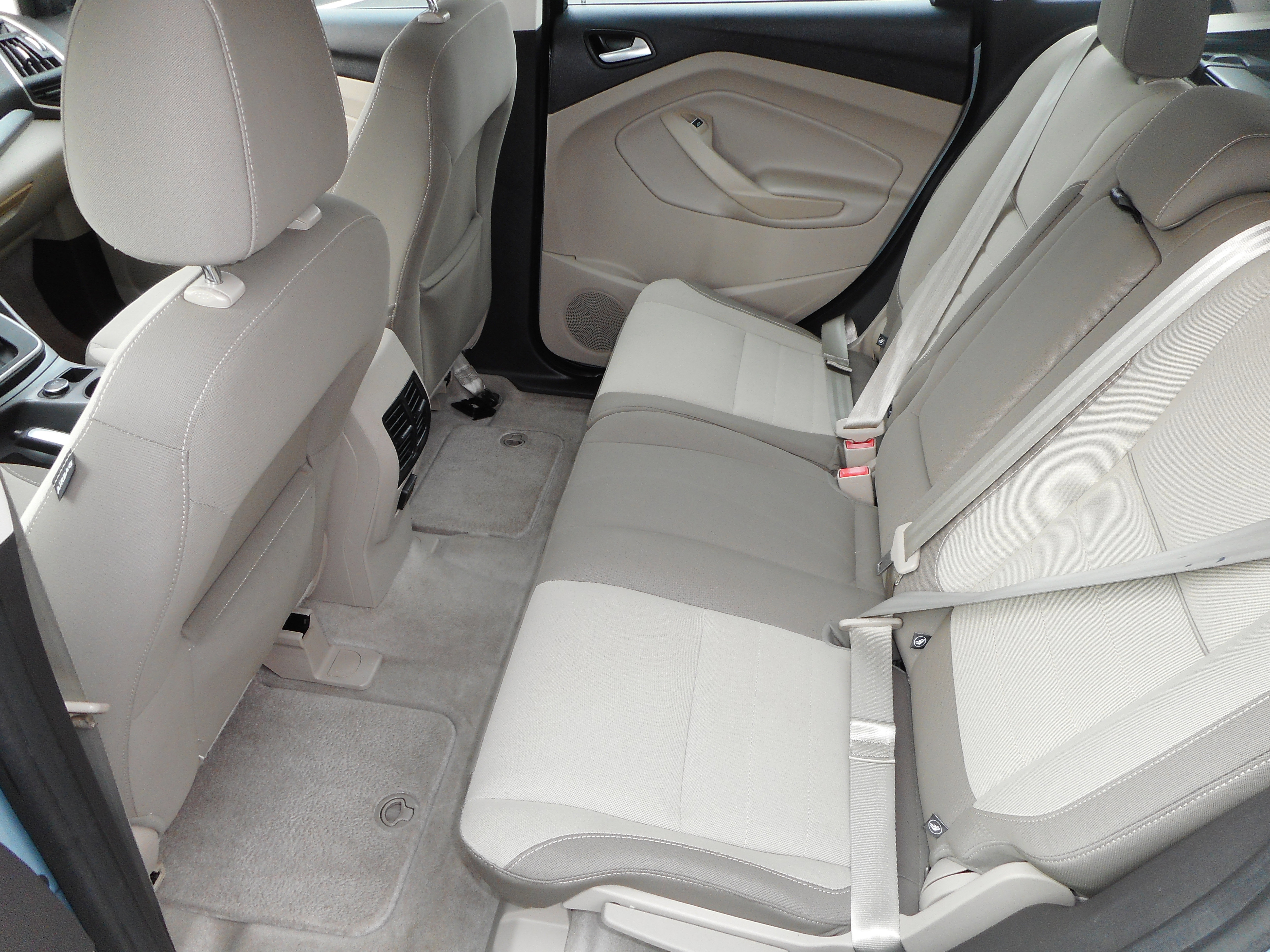 Used 2013 Ford C-MAX SE image 17