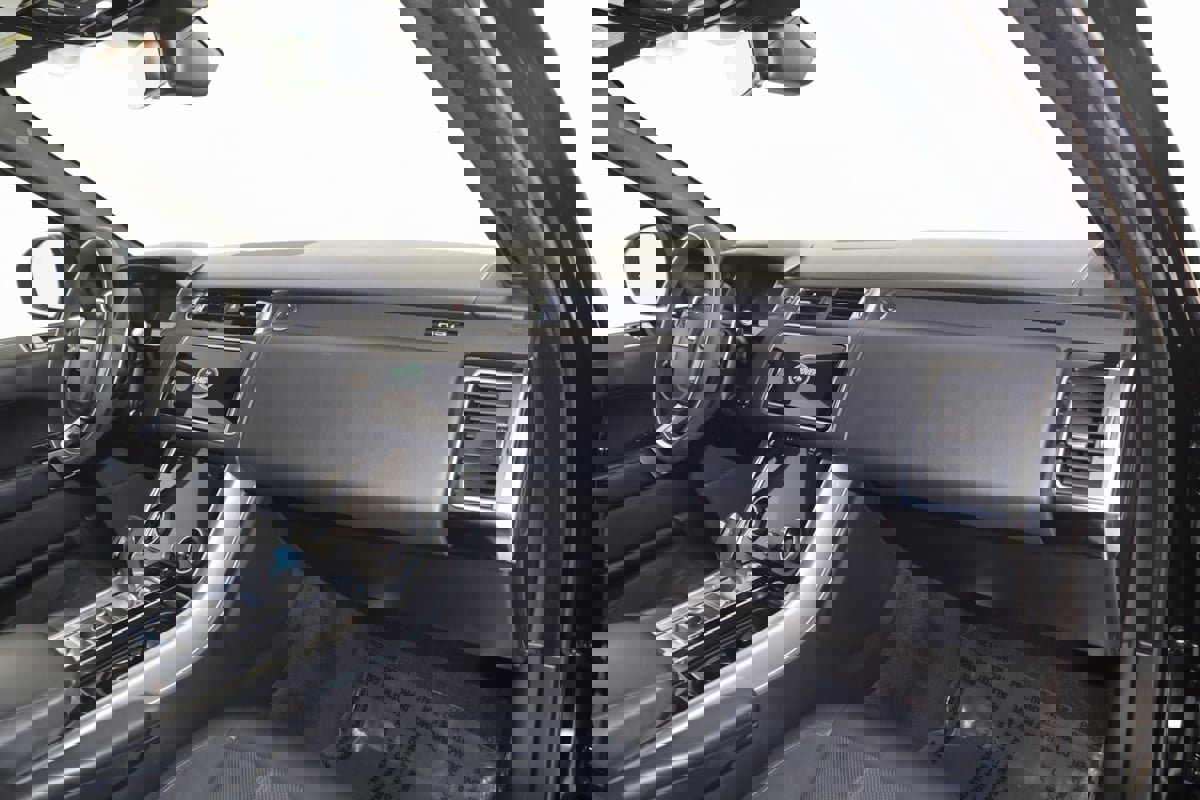 Used 2022 Land Rover Range Rover Sport HST image 44