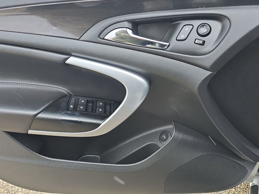 Certified 2017 Buick Regal Sport Touring image 23