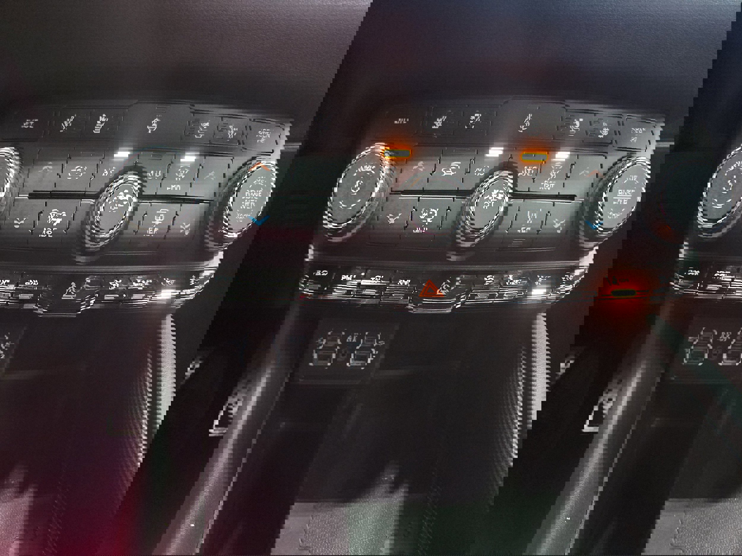 Used 2022 Dodge Durango R/T w/ Tow 'N Go Package image 26