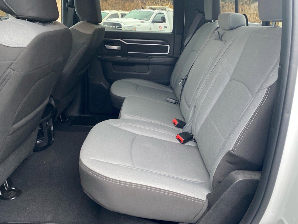 Used 2024 RAM 2500 Big Horn w/ Safety Group image 23