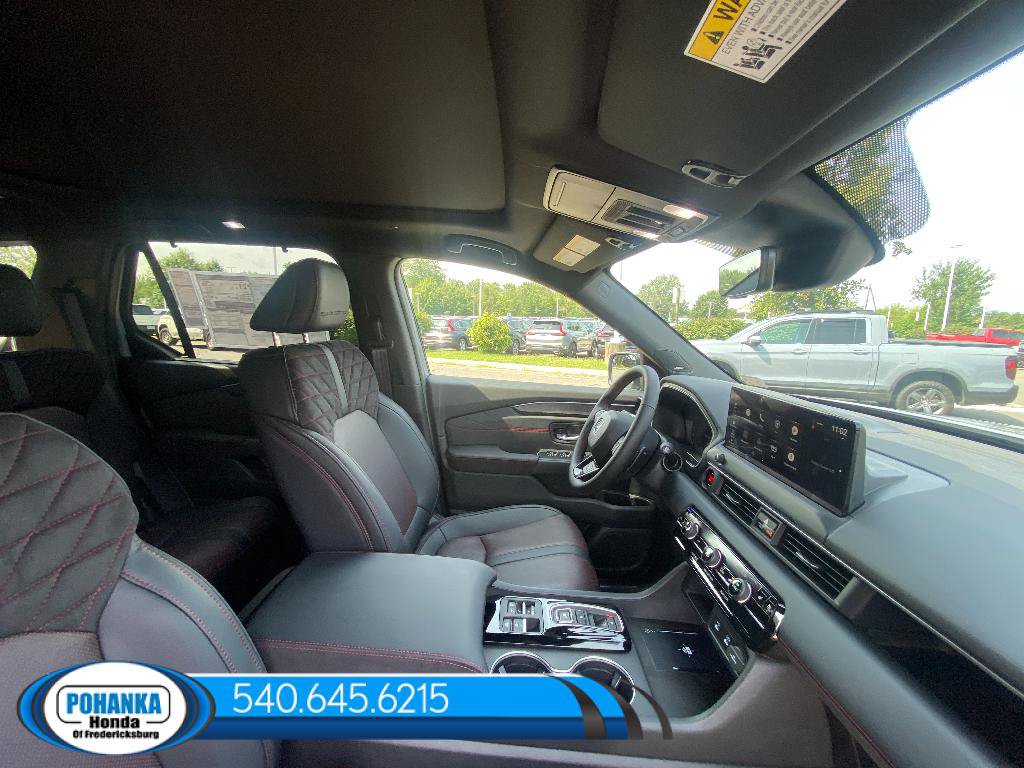 New 2026 Honda Pilot Black Edition image 33