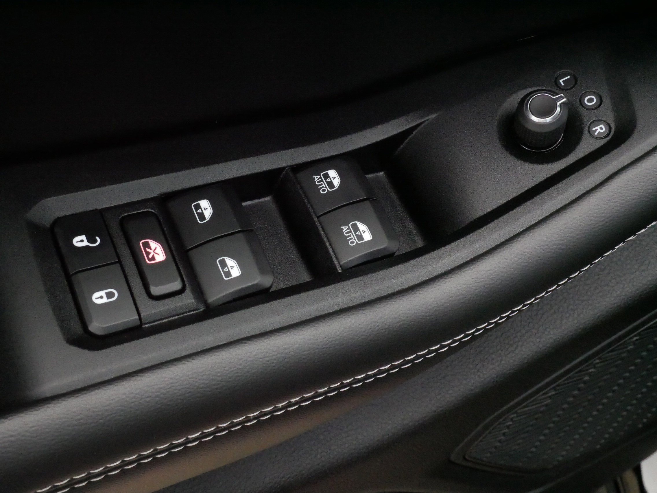 Used 2023 Jeep Grand Cherokee Altitude image 19