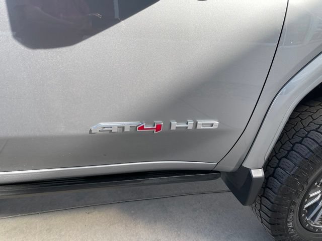 Used 2025 GMC Sierra 3500 AT4 w/ AT4 Premium Plus Package AWD/4WD image 21