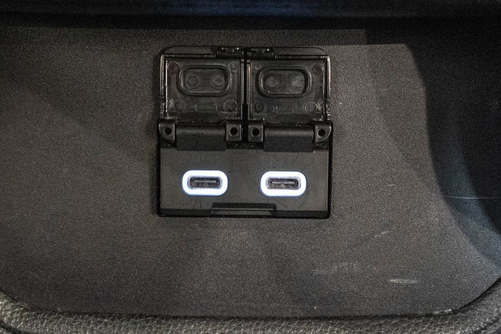 Certified 2025 Toyota Highlander XSE image 28