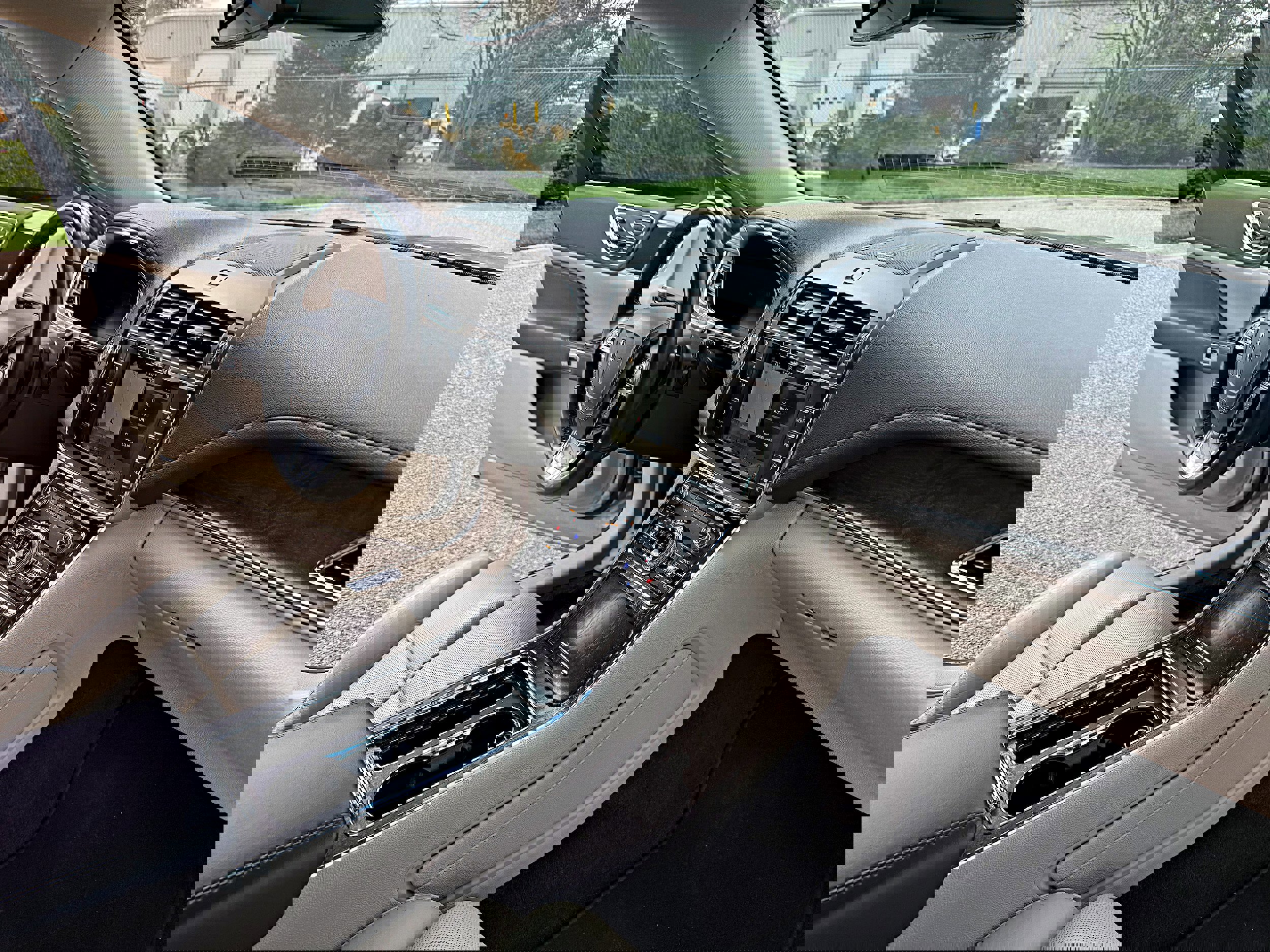 Used 2017 Lincoln Continental Reserve w/ Technology Package image 22