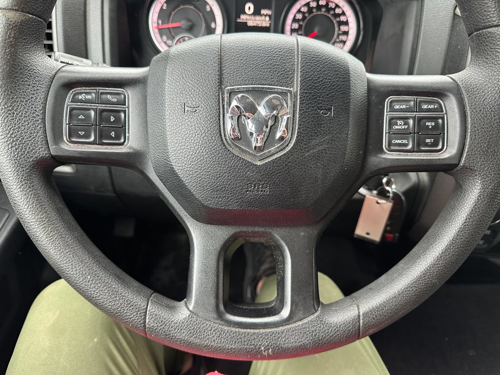 Certified 2018 RAM 1500 Express w/ Express Value Package AWD/4WD image 3