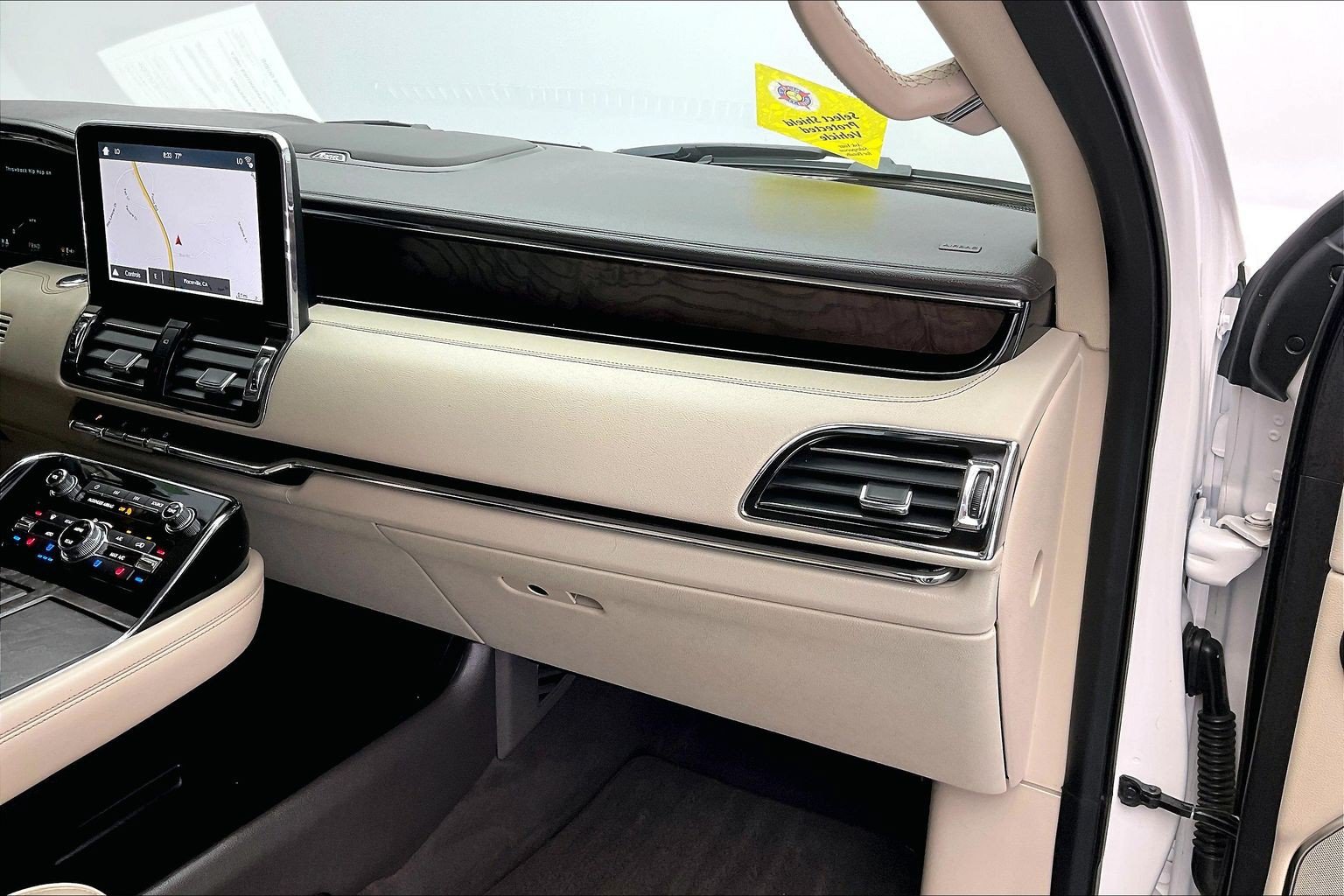 Used 2018 Lincoln Navigator Reserve w/ Technology Package AWD/4WD image 15