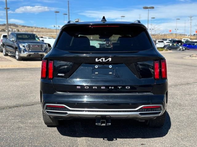 Used 2022 Kia Sorento SX image 4