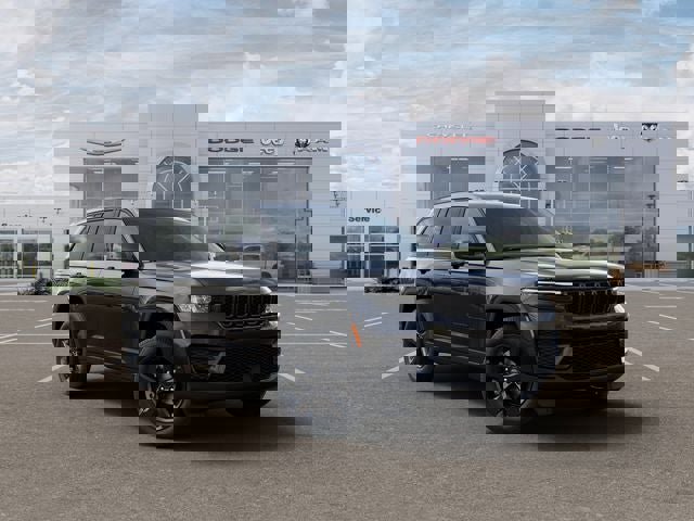 New 2025 Jeep Grand Cherokee Laredo image 5