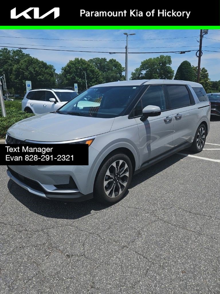 Used 2024 Kia Carnival EX