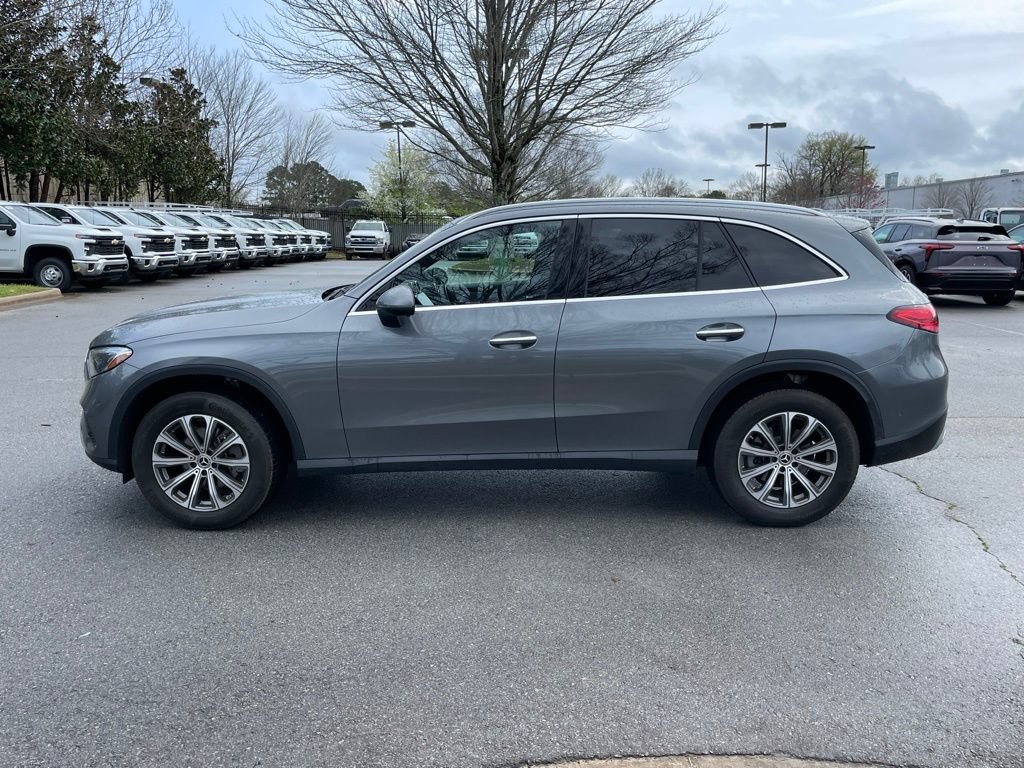 Used 2023 Mercedes-Benz GLC 300 image 4