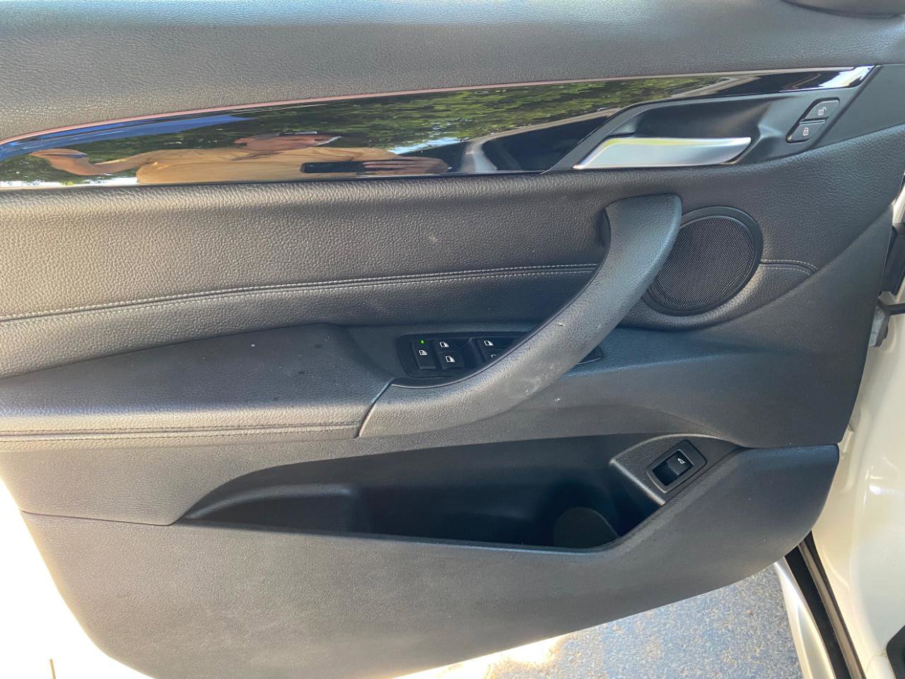 Used 2017 BMW X1 sDrive28i FWD image 25