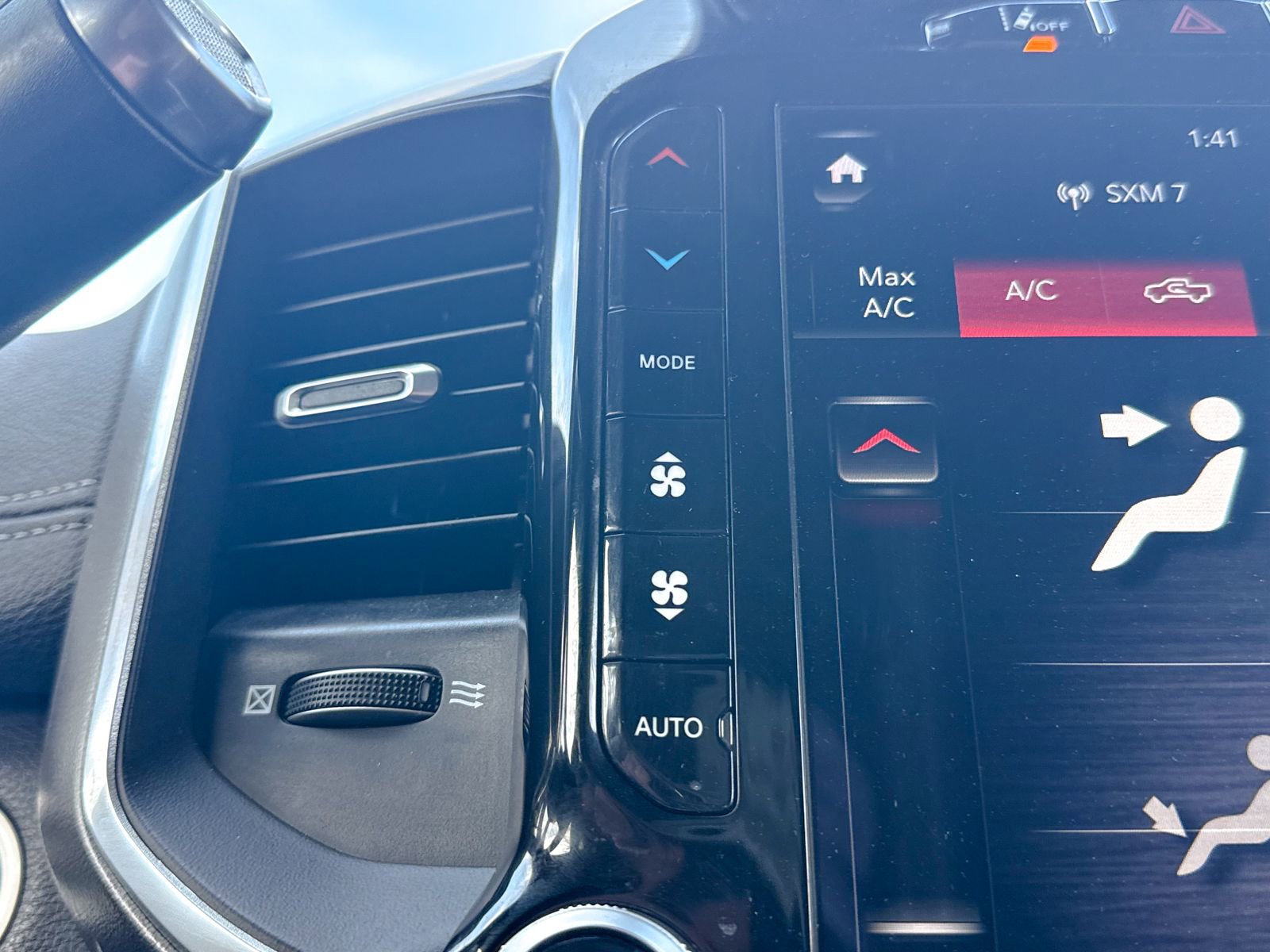 Used 2021 RAM 3500 Laramie image 28