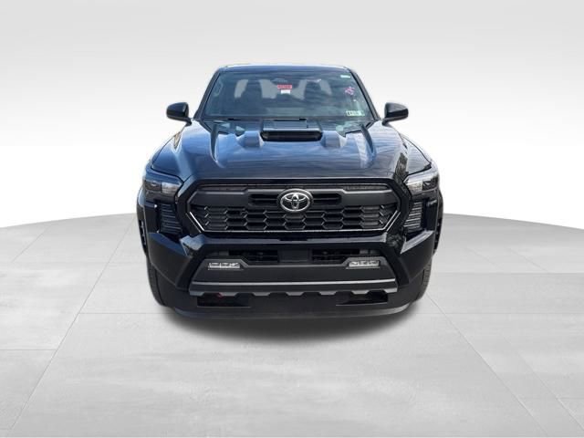 New 2025 Toyota Tacoma TRD Sport image 8