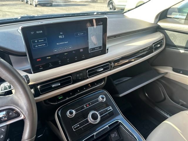 Certified 2023 Lincoln Nautilus AWD w/ Premium Package image 33