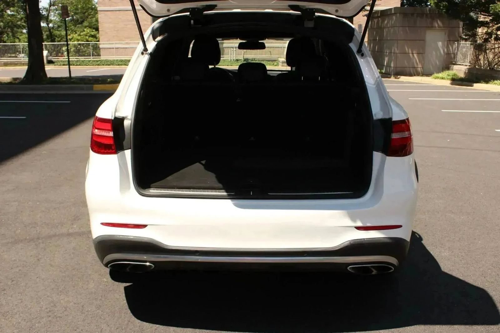 Used 2019 Mercedes-Benz GLC 43 AMG 4MATIC image 11