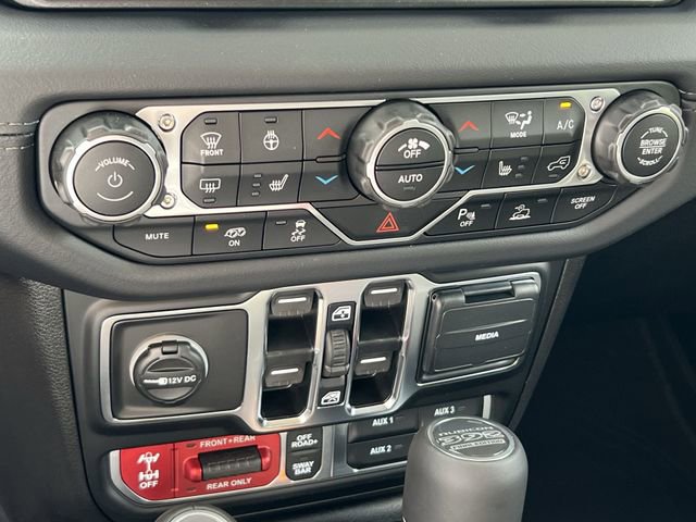 New 2025 Jeep Wrangler Unlimited Rubicon 392 image 22