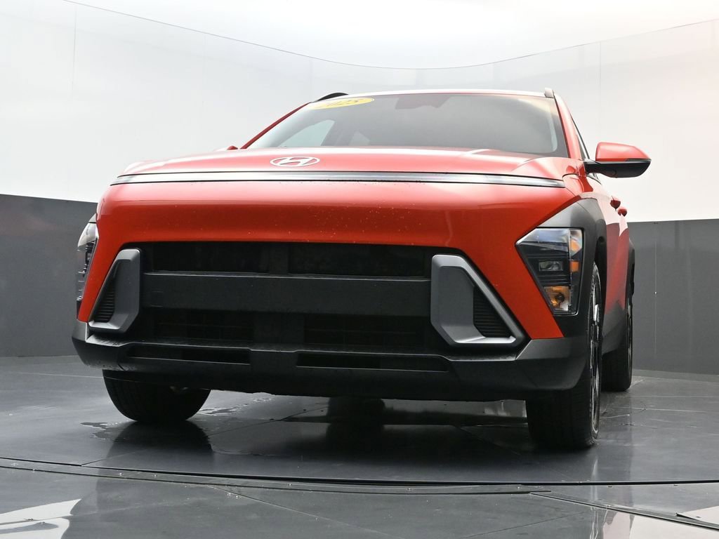 Certified 2025 Hyundai Kona SEL image 20