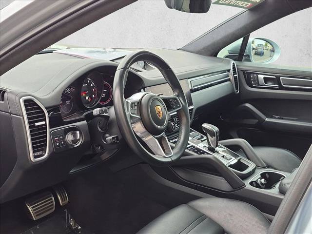 Used 2022 Porsche Cayenne GTS AWD/4WD image 10