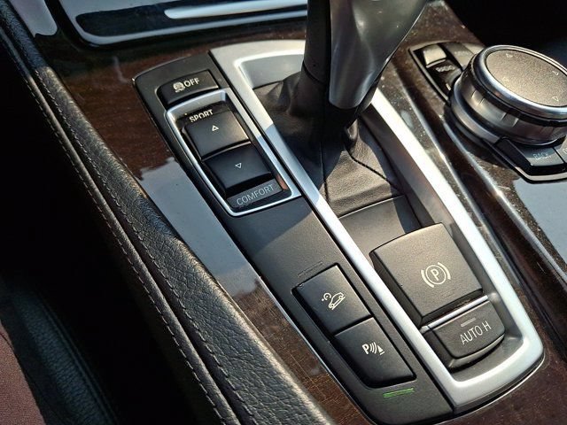 Used 2016 BMW 535i xDrive Sedan AWD/4WD image 33