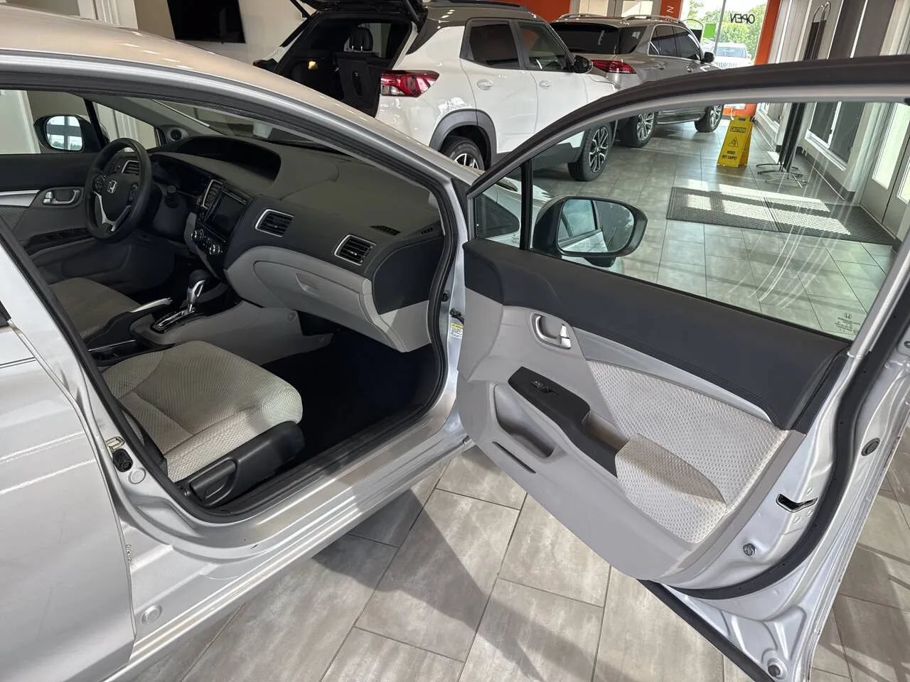 Used 2015 Honda Civic Hybrid Sedan image 38