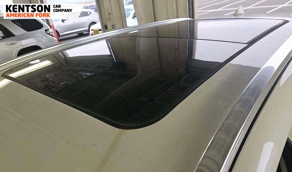 Used 2025 Genesis GV80 2.5T Select image 6