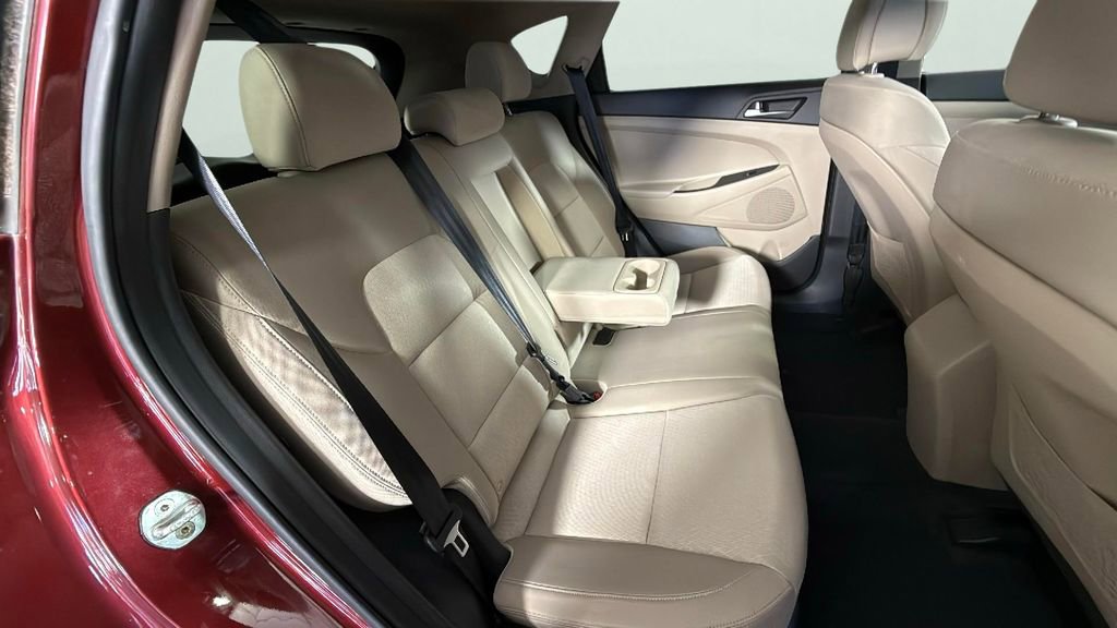 Used 2017 Hyundai Tucson SE image 28