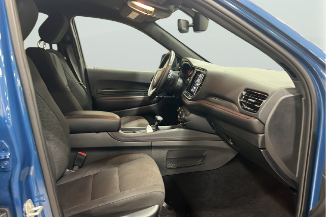 Used 2023 Dodge Durango GT w/ Blacktop Package AWD/4WD image 13