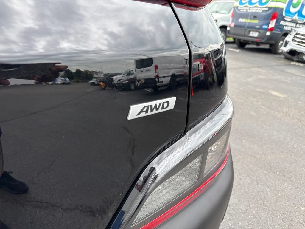 Used 2023 Hyundai Kona SE AWD/4WD image 39