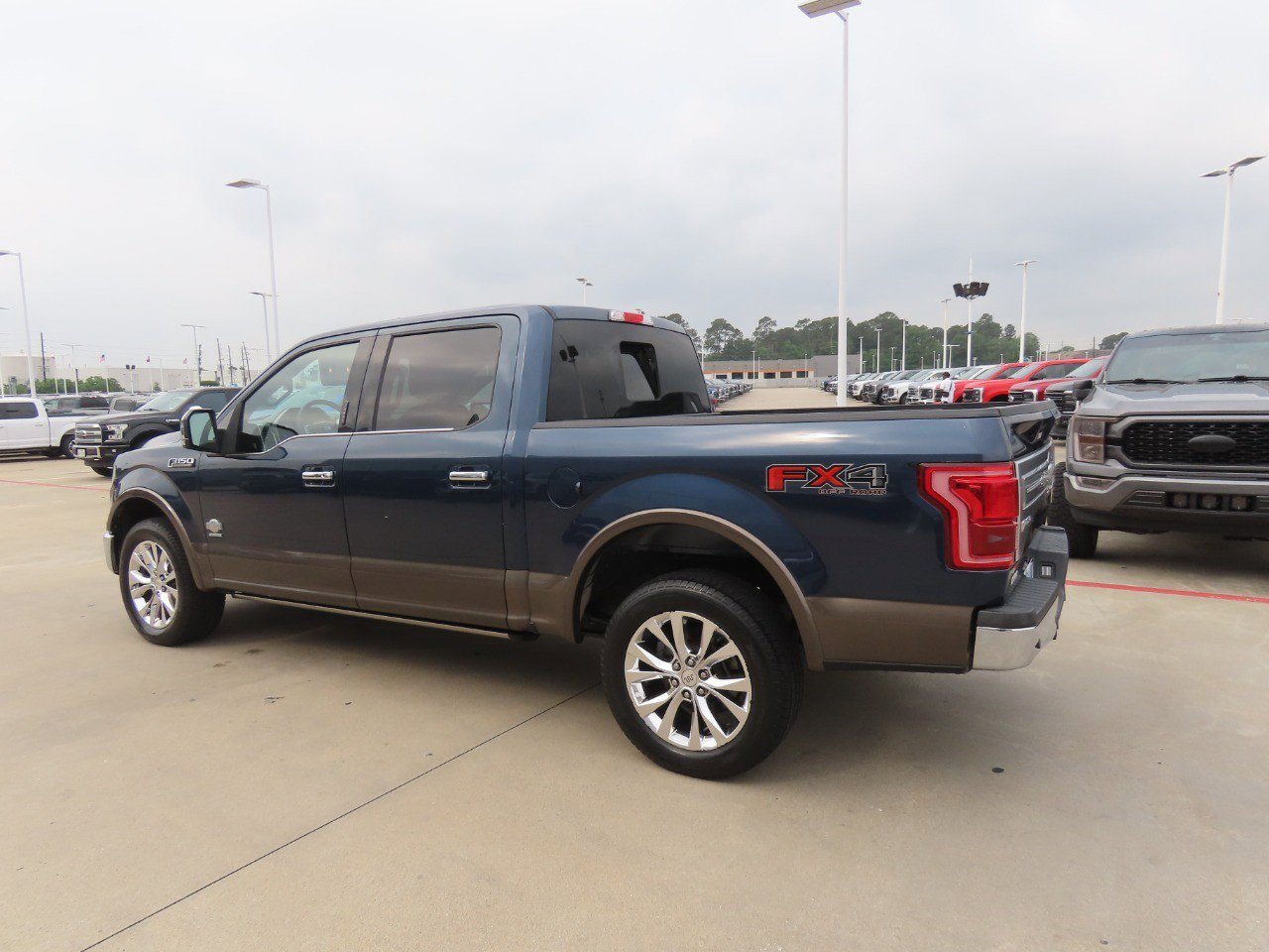 Used 2015 Ford F150 King Ranch w/ Equipment Group 601A Luxury AWD/4WD image 15