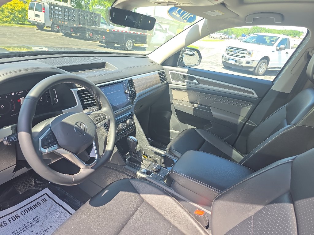 Used 2022 Volkswagen Atlas SEL image 9