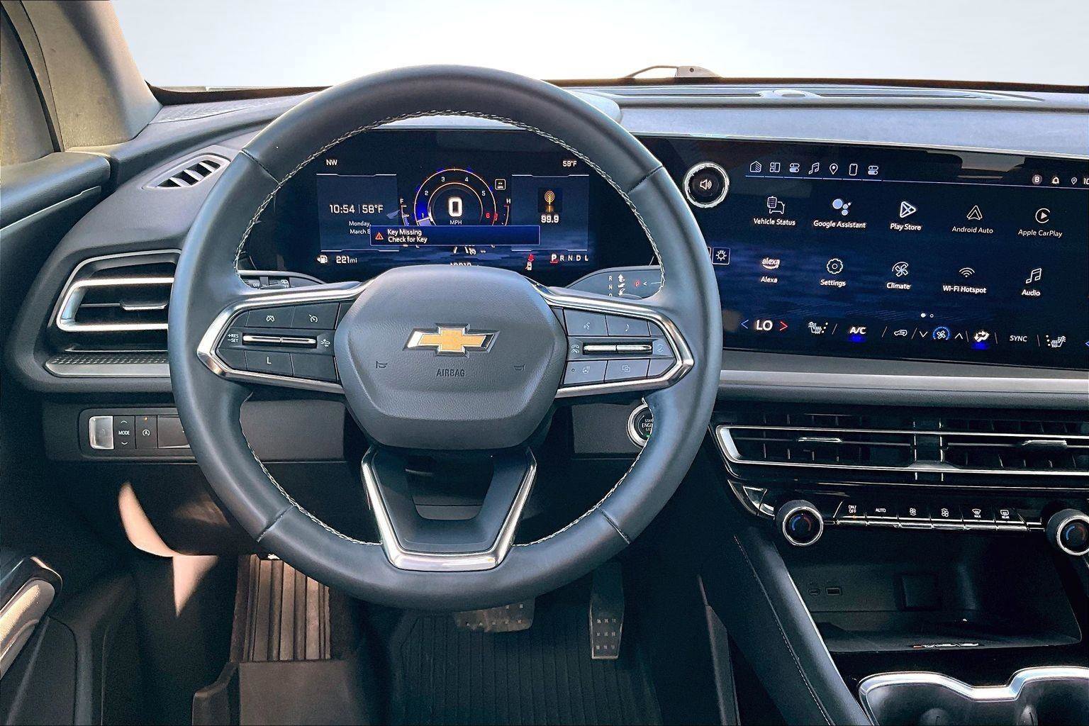 Used 2024 Chevrolet Traverse LT w/ LPO, Floor Liner Package image 6