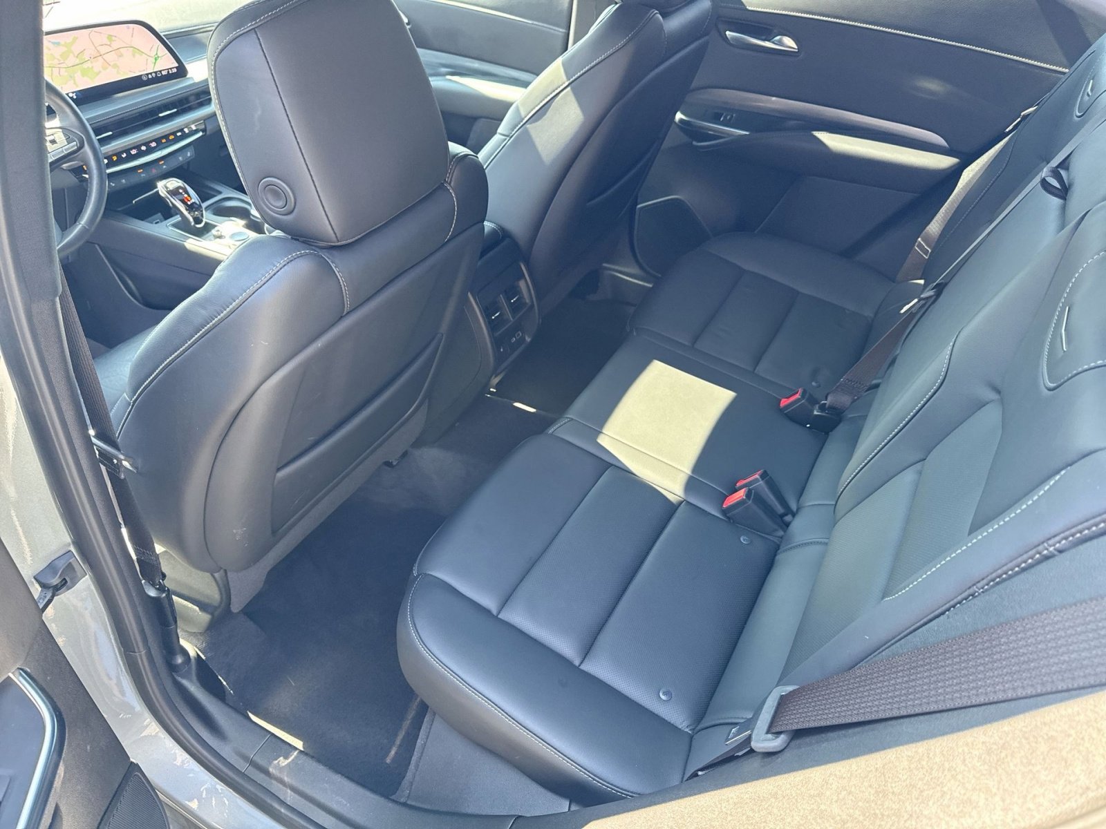 Used 2024 Cadillac XT4 Premium Luxury w/ Active Safety Package image 25