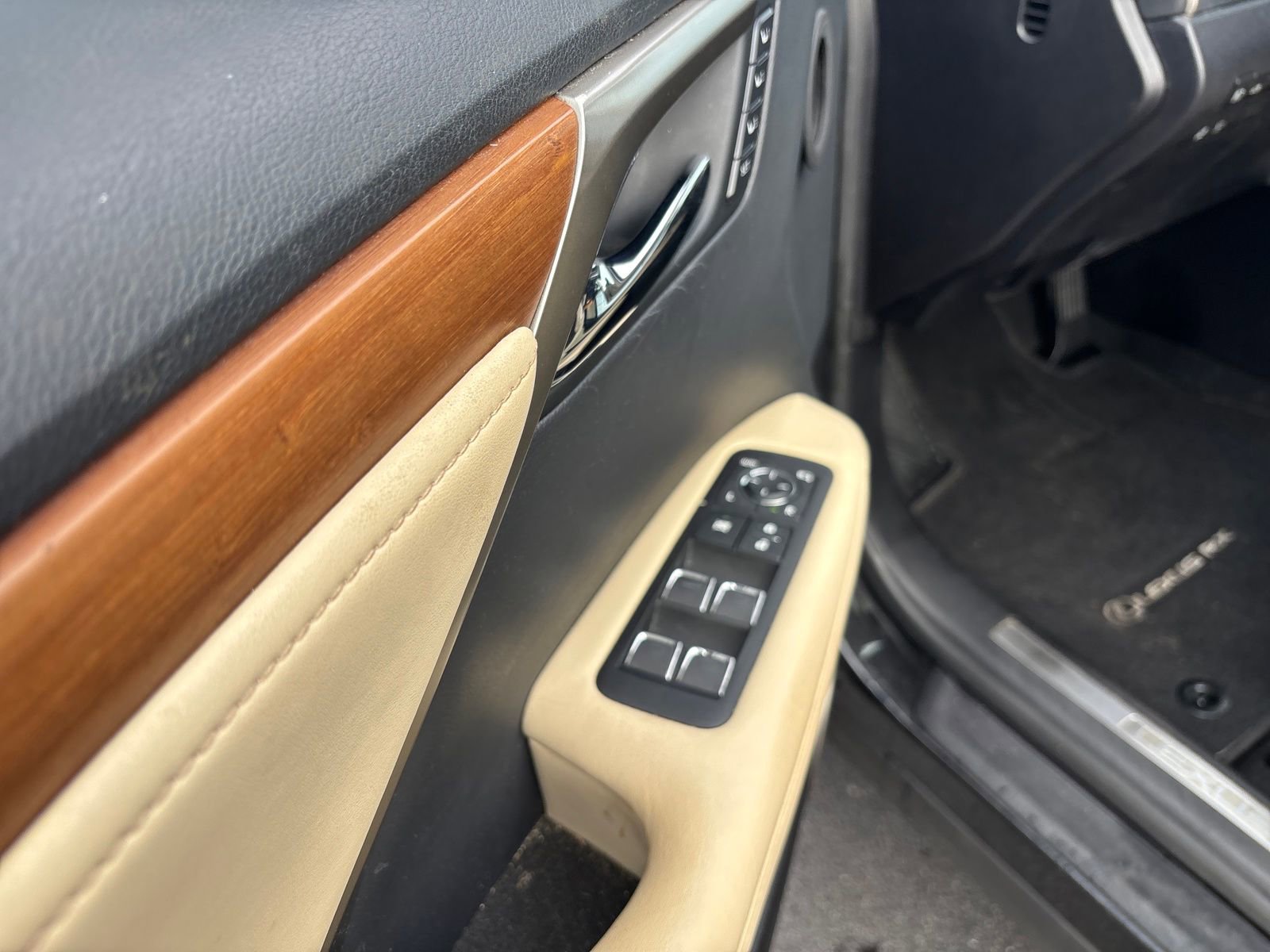 Used 2021 Lexus RX 350 FWD w/ Premium Package image 11