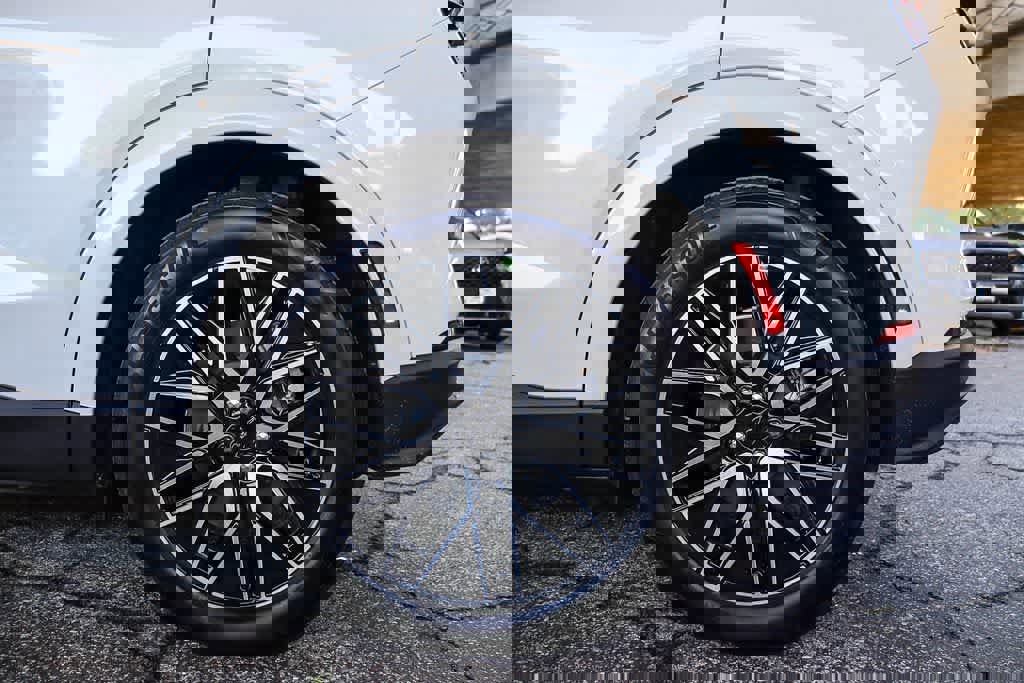 Used 2025 Ford Mustang Mach-E Premium image 10