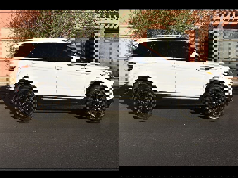 Used 2017 Land Rover Range Rover Evoque SE