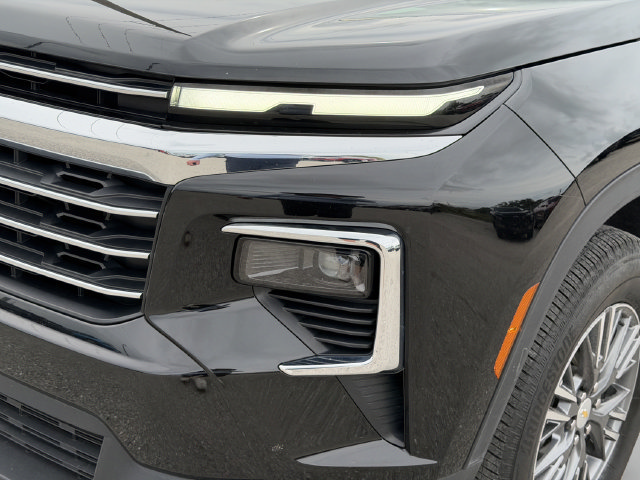 Used 2026 Chevrolet Traverse LT FWD image 13