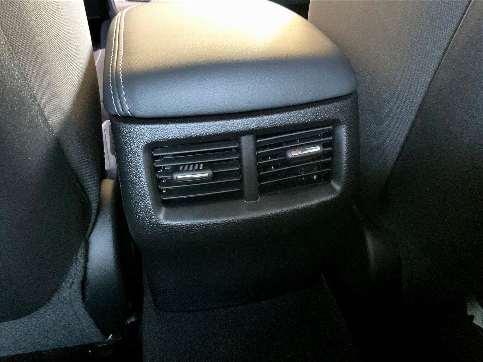 Used 2023 Dodge Challenger R/T Scat Pack RWD image 10