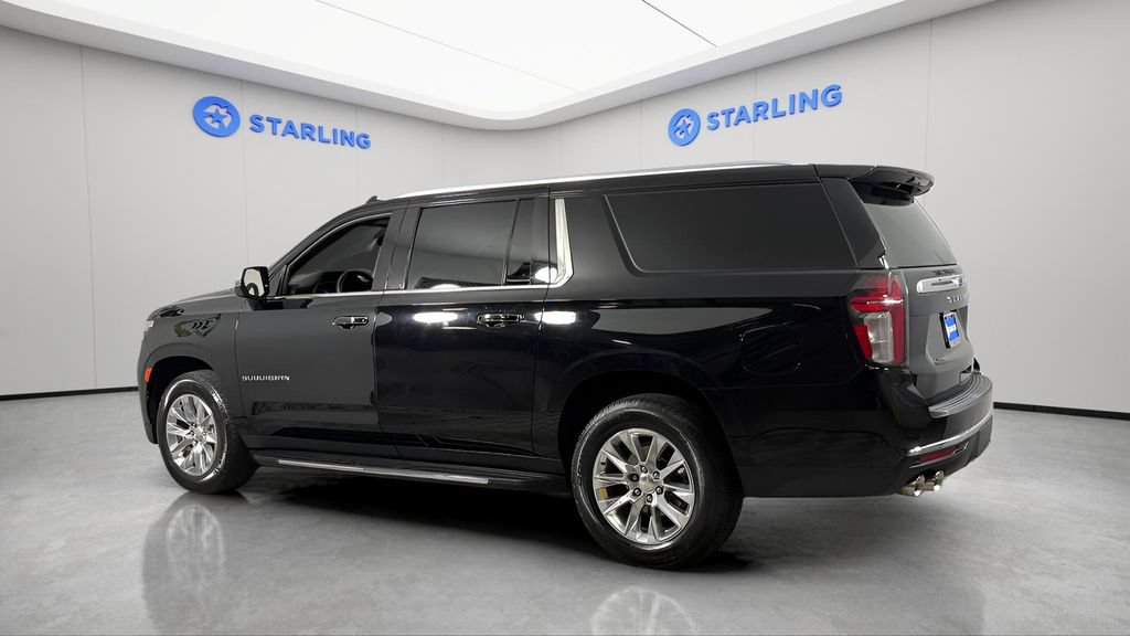Used 2023 Chevrolet Suburban Premier RWD image 4