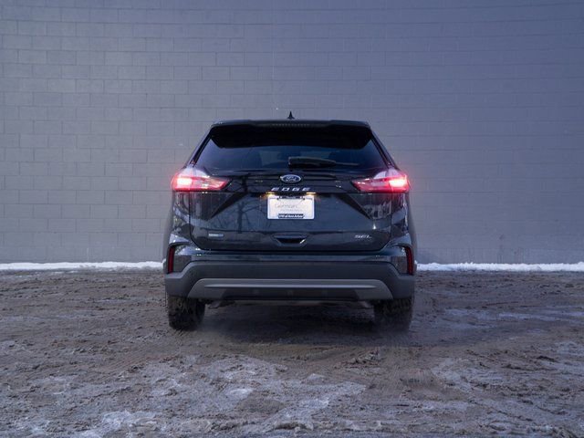 Used 2022 Ford Edge SEL image 6