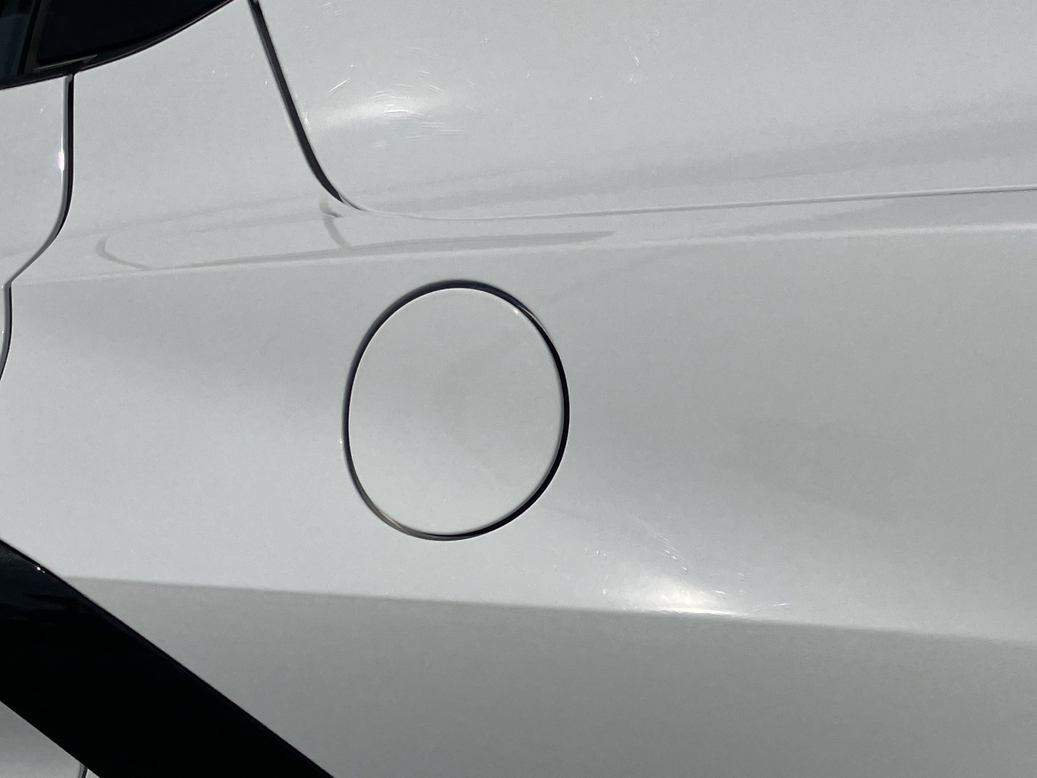 Used 2025 Chevrolet Corvette Stingray Preferred Cpe image 12