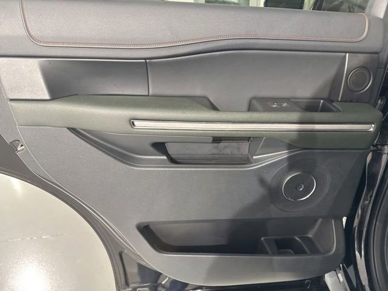 Used 2022 Ford Expedition Timberline image 19