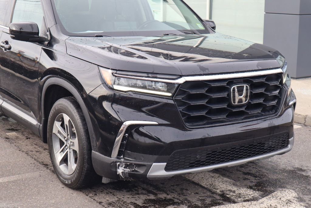 Used 2024 Honda Pilot EX-L image 3