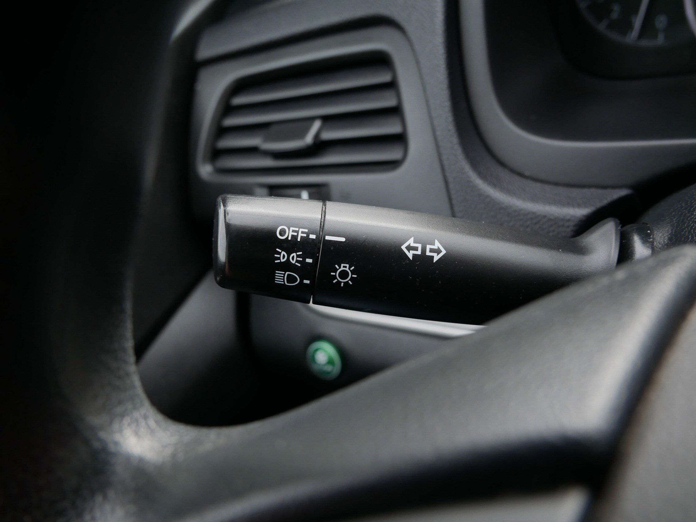 Used 2016 Honda CR-V LX image 32